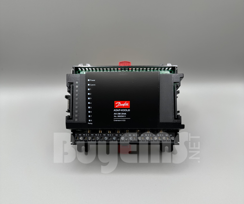 Image of Danfoss 080Z0011 AK2-XM 204A Module, featuring 8 digital outputs for expanding digital output capacity, enhancing scalability and reliability in HVAC, industrial automation, and refrigeration systems.