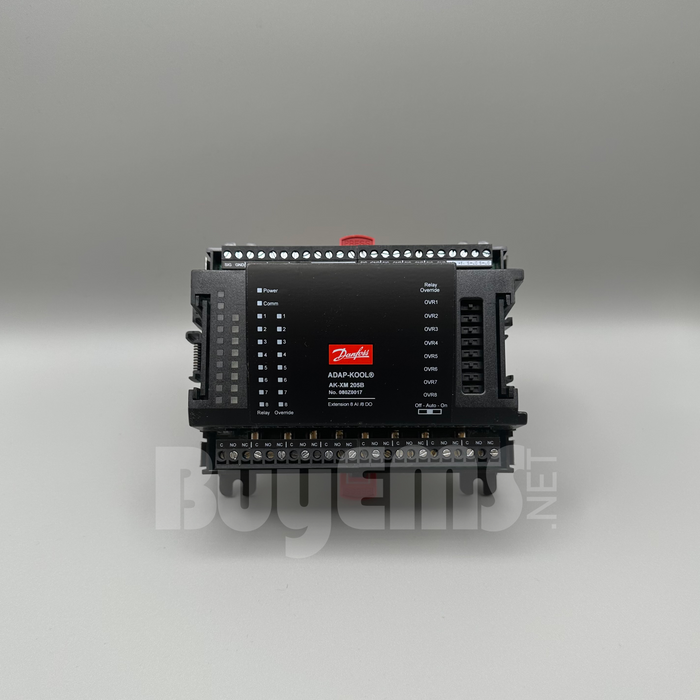 Image of the Danfoss 080Z0017 AK2-XM 205B Module, an I/O extension module providing eight analog inputs and eight digital outputs with override capabilities, designed for expanded control functionality in HVAC systems.